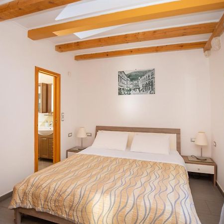 Apartments Espana 2 Дубровник Экстерьер фото
